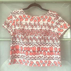 BCNU crop top with open back ❤️